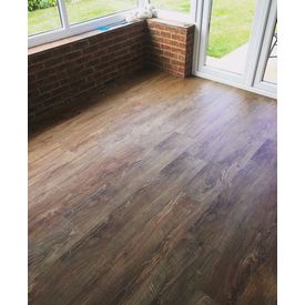 Distinctive Flooring Signature Water Oak