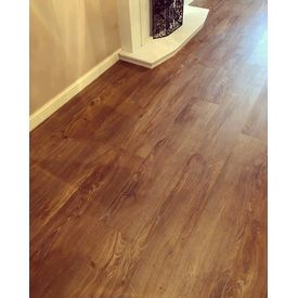 Distinctive Flooring Tan Oak