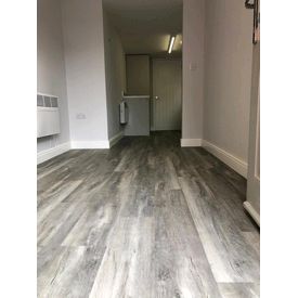 grey wood effect luxury vinyl tiles